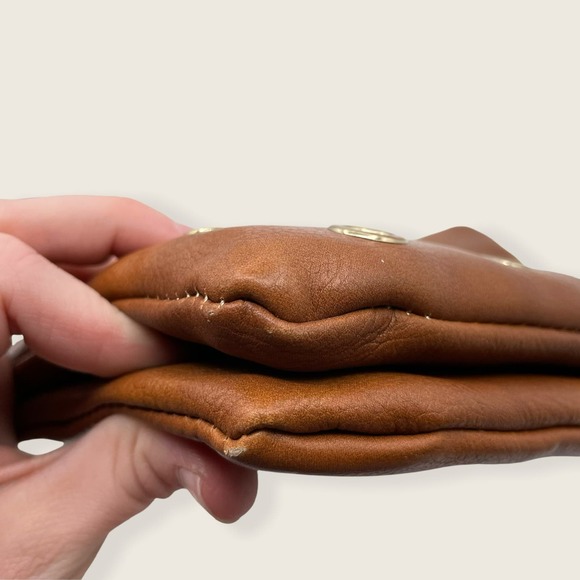 Chico’s Jamie Double Zip Clutch Bag Distressed Brown Vegan PU Gold Tone Grommets - Picture 4 of 10